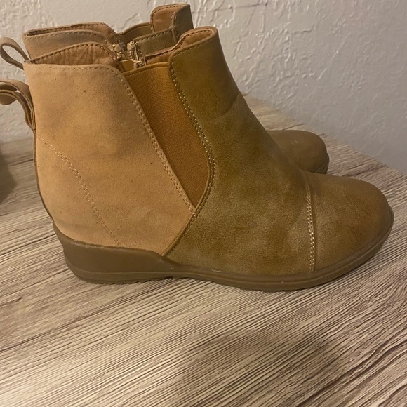 Vintage 93 boots - Picture 2 of 5